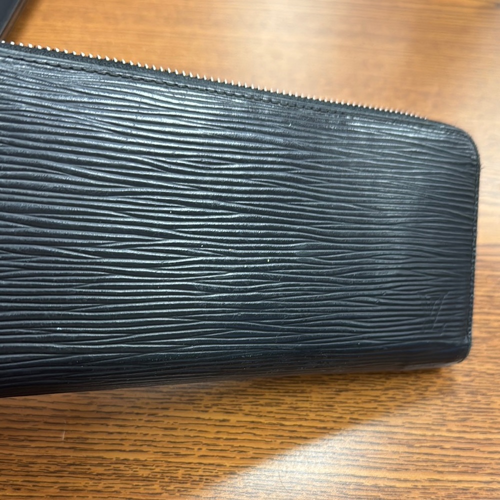 Louis Vuitton Black Epi Leather Wallet - Picture 3 of 14
